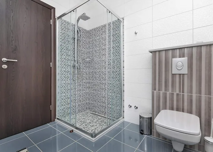 Infinite * Makarská